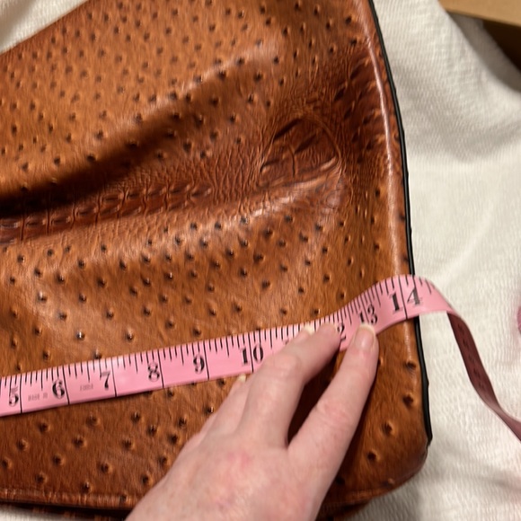 Gorgeous Faux Ostrich/Alligator Satchel - Picture 9 of 9